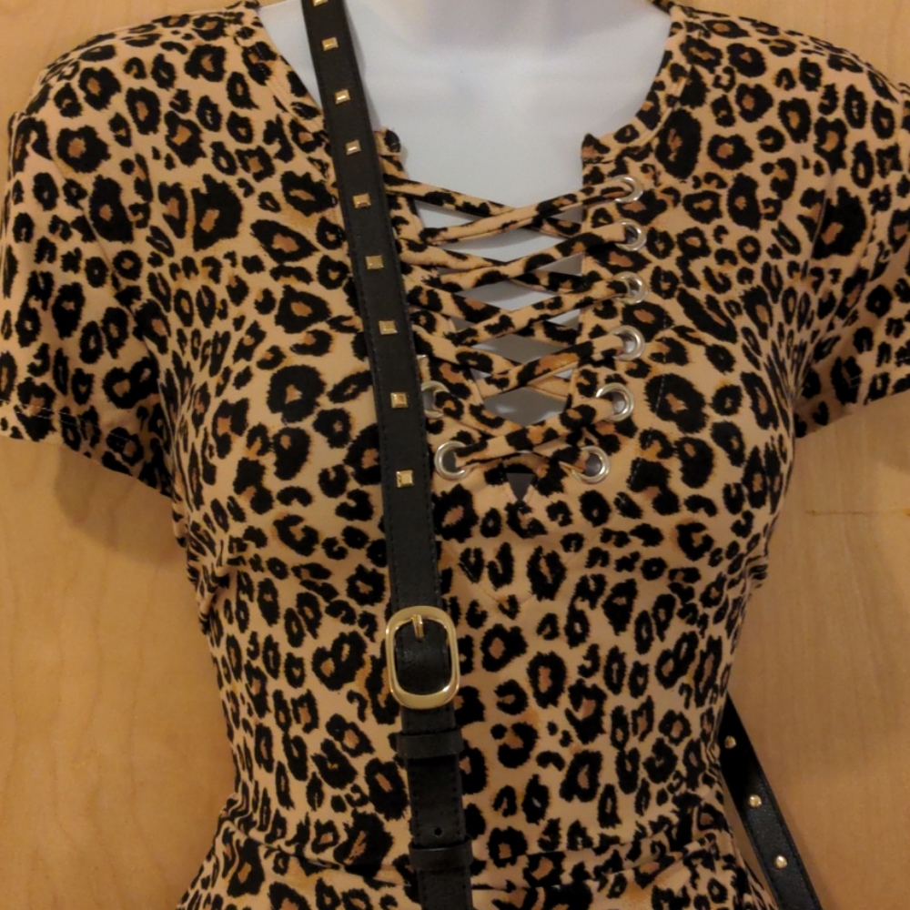 Victoria's Secret Black Leather Gold Stud Purse - Picture 4 of 4